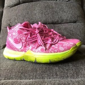Kyrie 5 SpongeBob SquarePants “Patrick”
